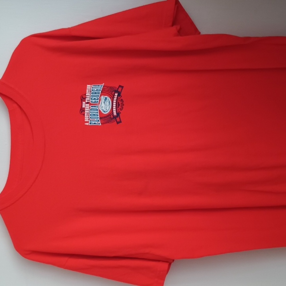 Gators T shirt